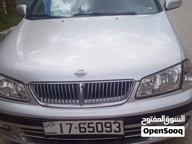2003 نيسان صني Standard