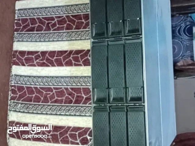 متوفر للبيع سيرفر تخزين من شركة QNAP يتسع حتى 12 هارد ديسك.
