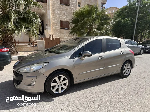 سيارة بيجو 308 2011 ماتور 1600 فينوس ماتور وجير ممتازات فحص اربعه جيد