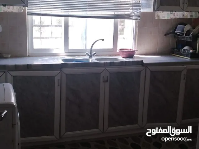 91 m2 4 Bedrooms Apartments for Sale in Zarqa Madinet El Sharq