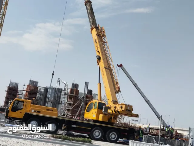 2015 Crane Lift Equipment in Doha