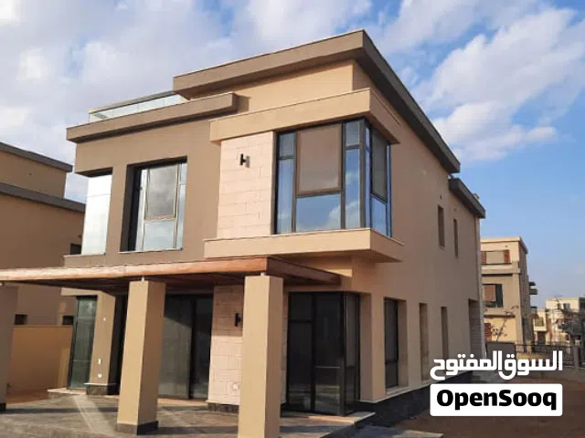 310 m2 4 Bedrooms Villa for Sale in Cairo New Cairo