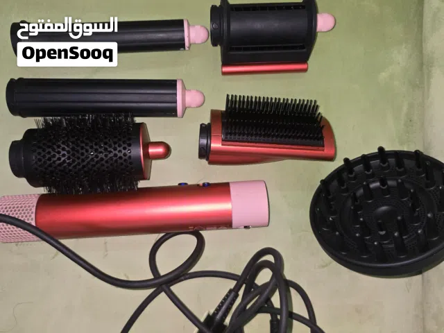 جهاز تصفيف شعر متعدد الوظائف (Dyson Airwrap HS05)