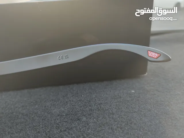 نظارة ماركة اوكليoakley
