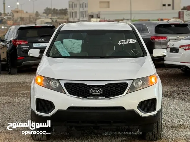 Used Kia Sorento in Tripoli