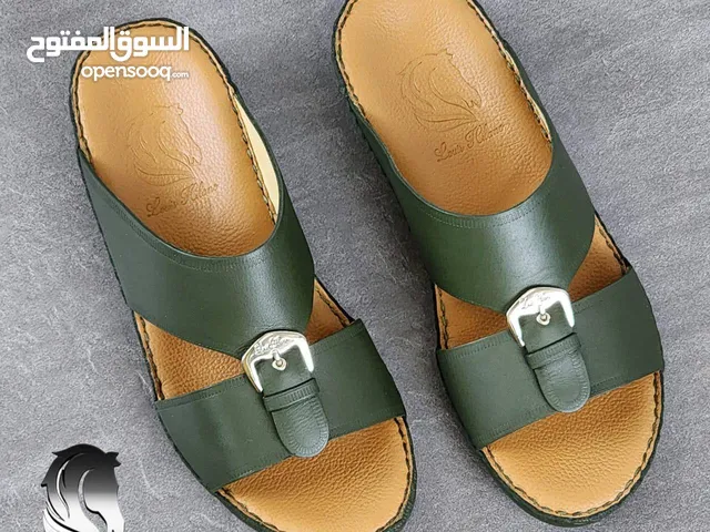 43.5 Slippers & Flip flops in Dubai