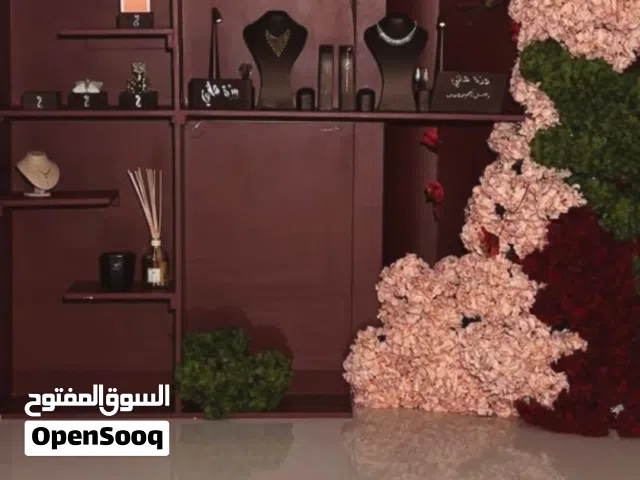 دزة فكرة مشروع الي عمدها محل يبغها ي جارها مع ركن قهوة