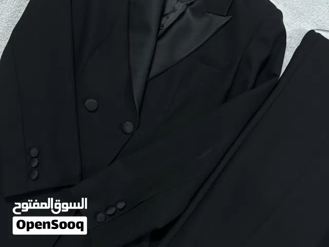 قاط التخرج سواد فاحم كوالتي عالي