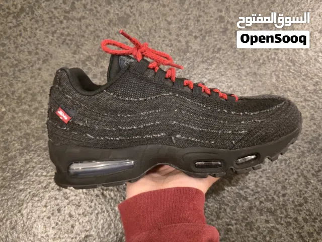 Levi's x Nike Air Max 95 "Black"