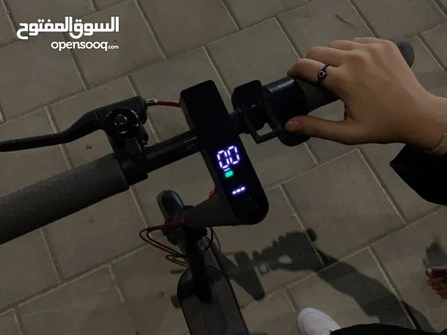سكوت.ر شحن كهربائي