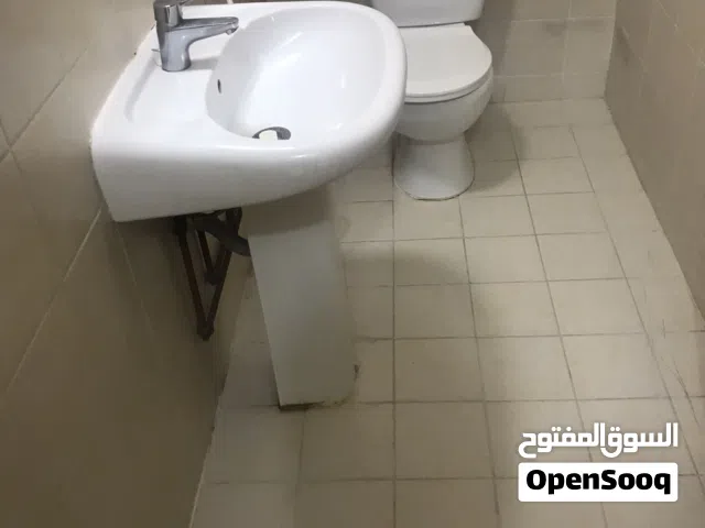 للايجار شقه غرفتين في مدينه خليفه