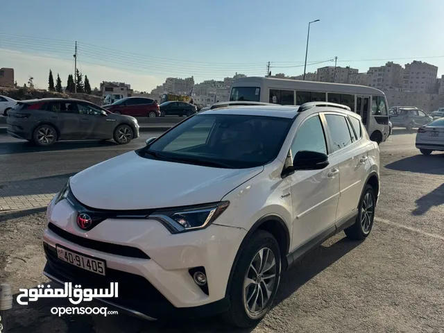 Used Toyota RAV 4 in Amman