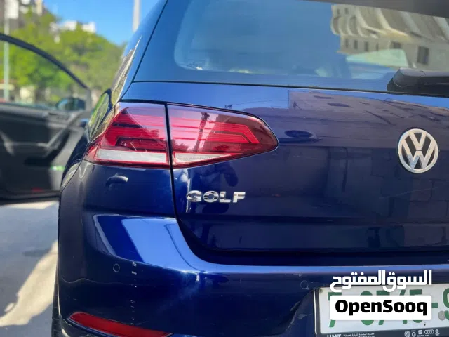 2017 فولكسفاغن جولف Golf