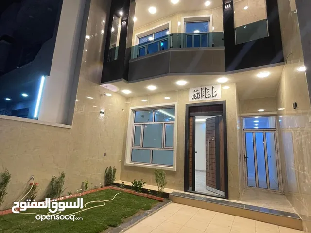 320m2 4 Bedrooms Townhouse for Sale in Baghdad Jihad