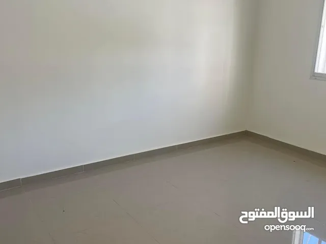 140 m2 3 Bedrooms Apartments for Sale in Ramallah and Al-Bireh Beitunia