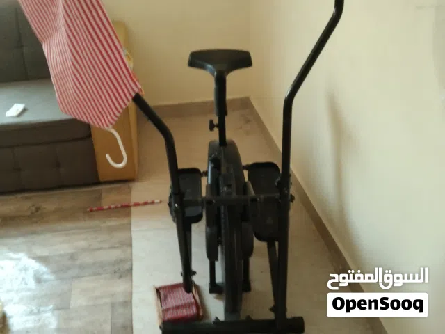 دراجة منزلية مستعملة بحالة جيدة
