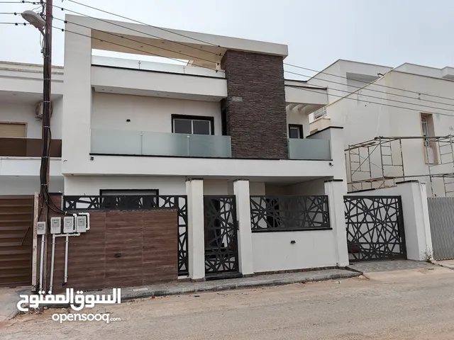 400 m2 3 Bedrooms Villa for Sale in Tripoli Al-Serraj