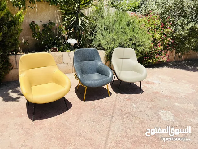 كراسي كافيه آو شي ثاني للبيع تم شحنهم من دبي