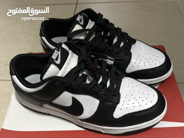 Nike Dunks 'Panda' Shoes with Original Box Size 43