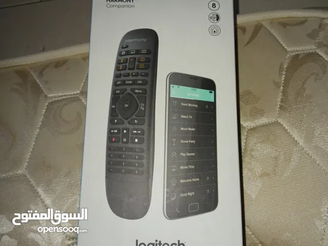 للبيع Logitech Harmony مستخدم مثل الجديد