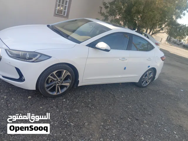 2015 هيونداي النترا GLS