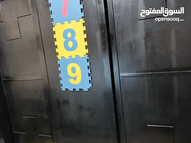 خزانه وتخت للبيع 160 دينار
