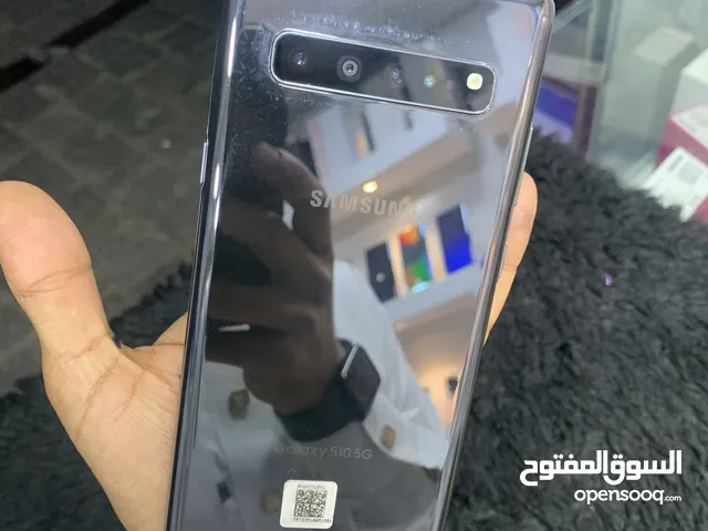 Samsung Galaxy S10 5G 256 GB in Sana'a