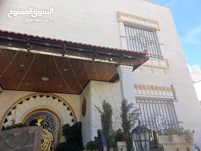 354 m2 More than 6 bedrooms Villa for Sale in Zarqa Al Zarqa Al Jadeedeh
