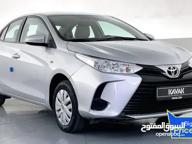 2022 Toyota Yaris SE / E  • Big Price Drop  • 1 Year free warranty • 327628