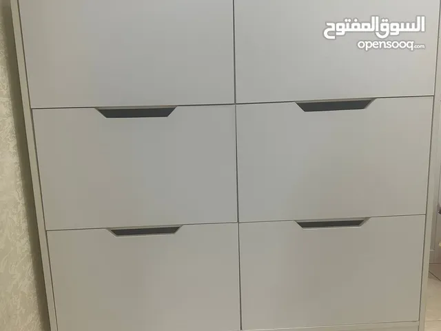 دولاب أحذية أبيض يسع 36 حذاء