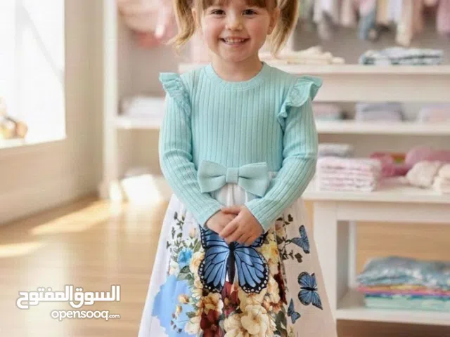 ملابس بنات للبيع