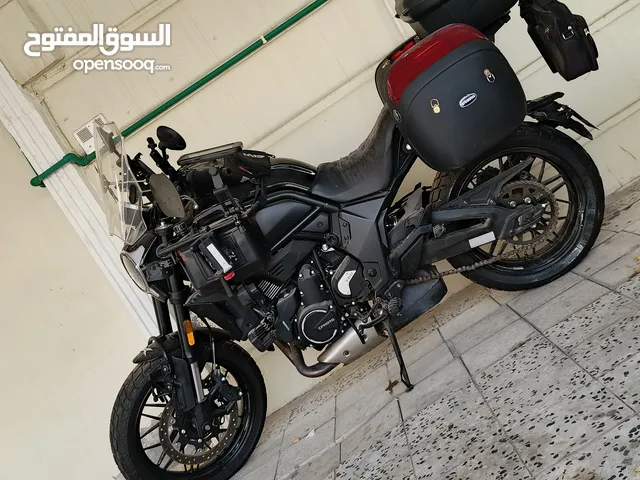 سي اف موتو 700 سي سي ادفنشر