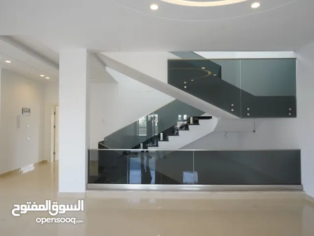 450 m2 More than 6 bedrooms Villa for Sale in Tripoli Al-Bivio