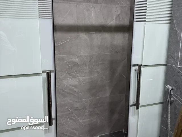 مغسلة و زجاج شاور للبيع (جديد غير مستعمل)