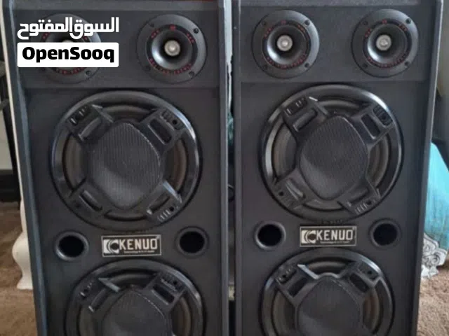 سماعات نظيفة جداً صوت قوي وبسعر ممتاز