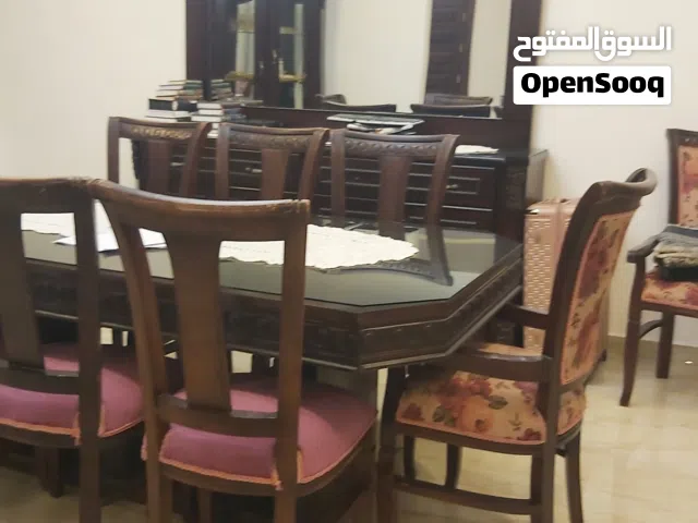 غرفة ضيوف حفر وغرفة سفرة للبيع