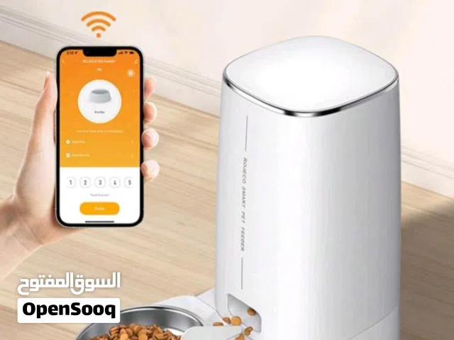 الة تغذية للقط والكلاب واي فاي