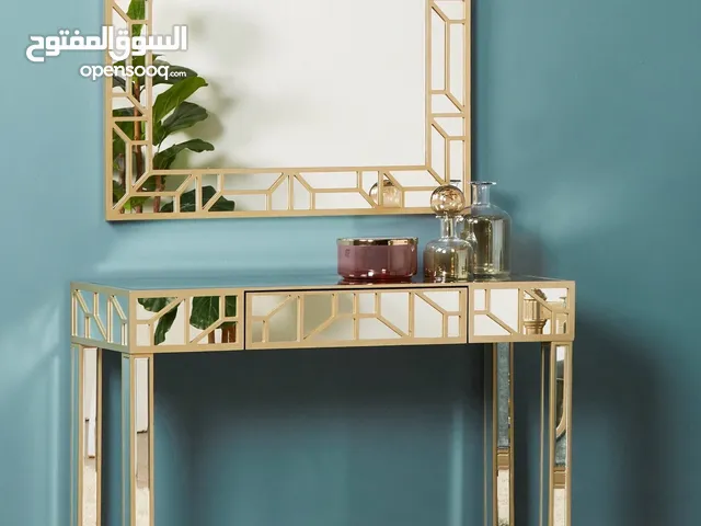 Mirror with console from HOMECENTRE