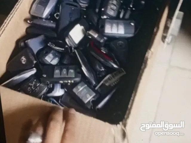 مفتاح ريموت جميع السيارات الرياض نسخ وبرمجة  وفتح جميع انواع السيارات نسخ مفتاح بدل فاقد اتصل نصل