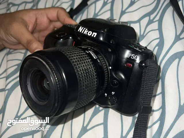 كاميرا احترافيه Nikon F50 للبيع