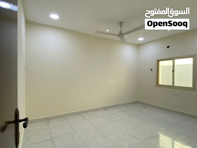 180 m2 More than 6 bedrooms Townhouse for Rent in Southern Governorate Riffa