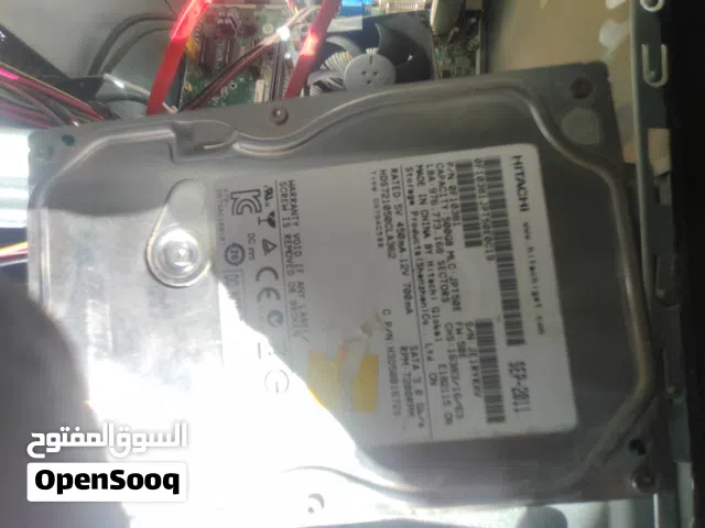 Hard Disk قرص صلب  عدد ثلاث شغالات ما فيهم ولا عيب ثنين لابتوب واحد كميوتر