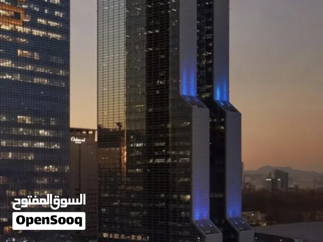 بناية للايجار بالطويسة على الشارع العام