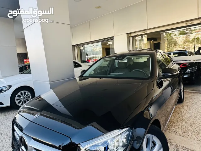 مرسيدس C200  مايلد هايبرد 2020 فحص كامل فل كامل ماشية فقط 12,000 km فقط للبيع بسعر مغري جدا