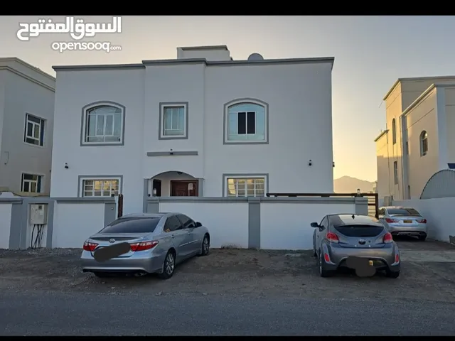 297 m2 4 Bedrooms Apartments for Rent in Muscat Amerat