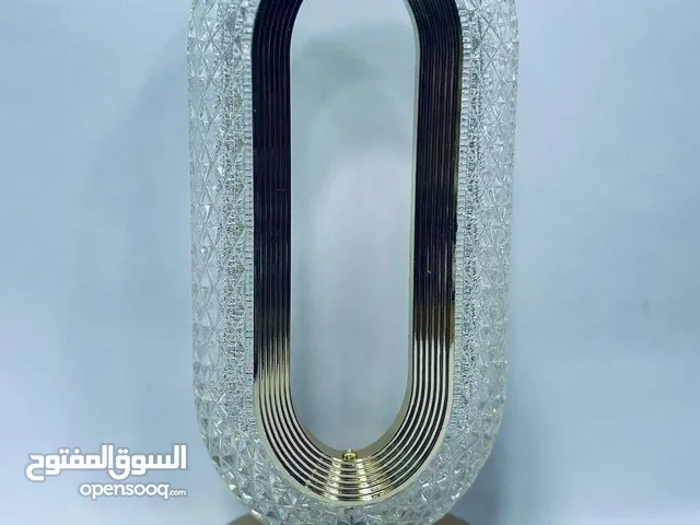 *اباجورة كريستالية* شكلها أنيق تعطي جمالية واناقة