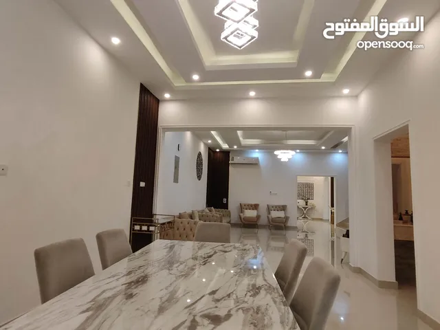 365m2 5 Bedrooms Villa for Sale in Muscat Al Maabilah
