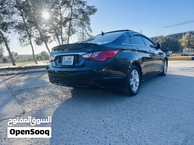 2012 هيونداي سوناتا Limited
