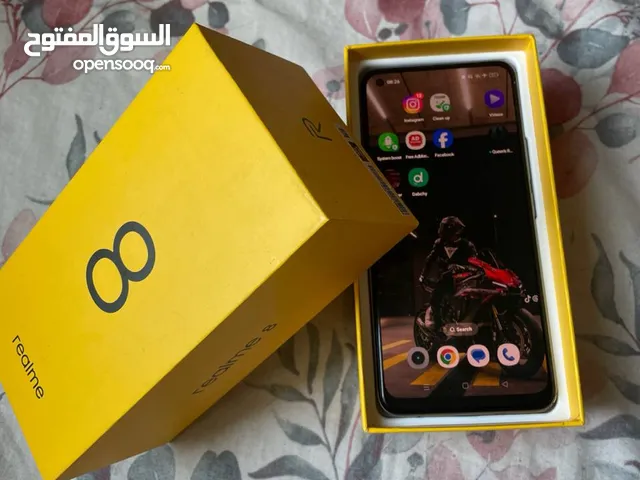 téléphone realme 8 très bon état