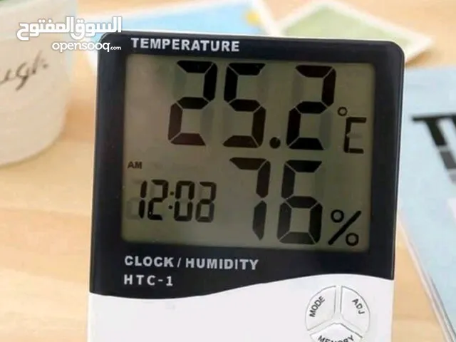 clock temperature and humidity
